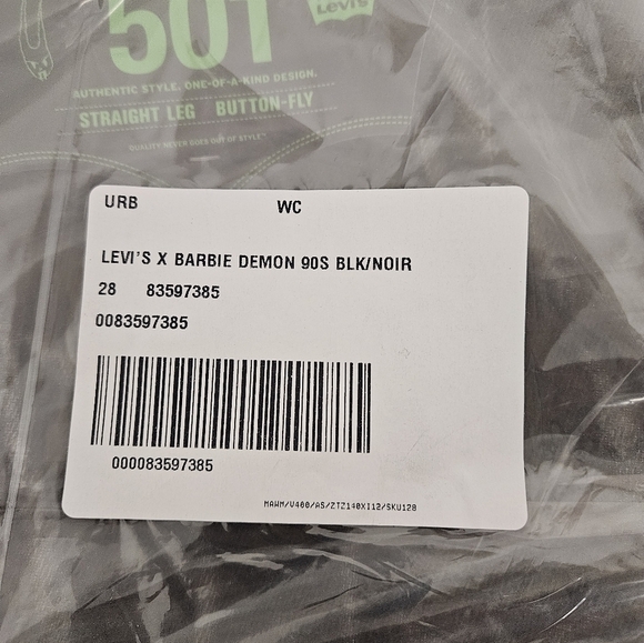 Levi's X Barbie Ferreira 501's Spitfire 90s Jeans in Distressed Black Sz 28 NWT - Picture 10 of 12